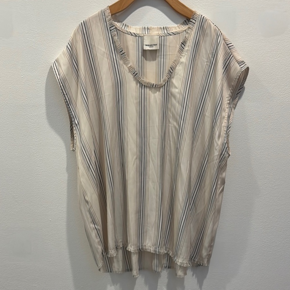 Tan and White Asymmetrical Cap Sleeve Blouse